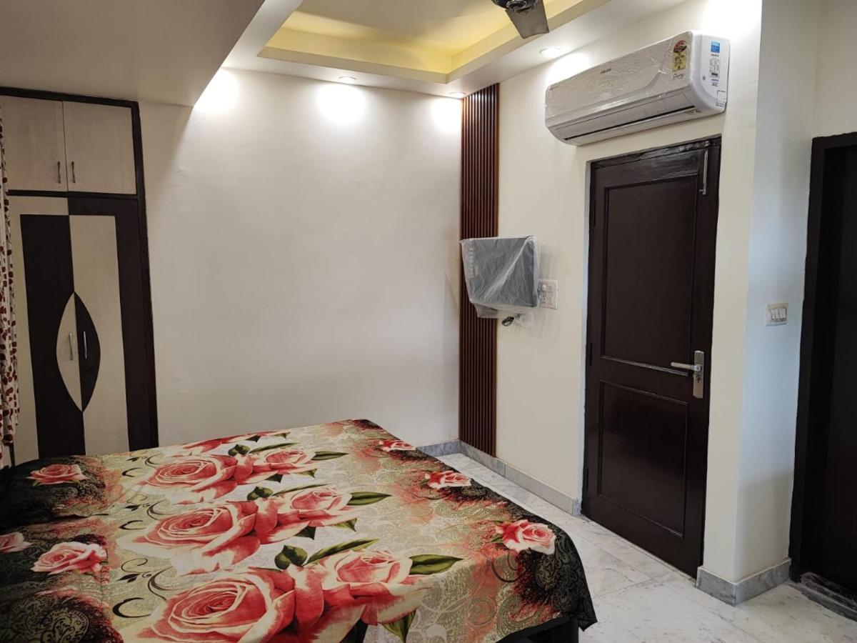 Sun Moon Residency And Apartments, Hotels In Rohini Delhi  Dış mekan fotoğraf